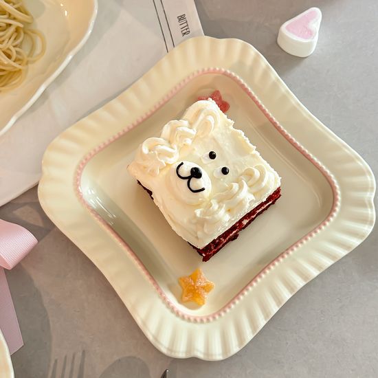 쁘띠 프릴 스퀘어 플레이트 프렌치 감성 홈카페 접시
