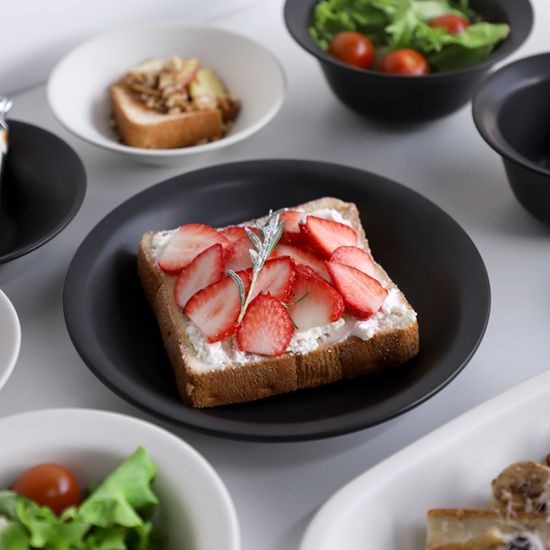 바이엔 반무광 도자기 원접시 2color 택1