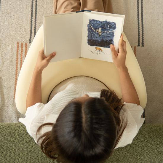 어깨와 목이 편안한 독서쿠션 레벨업쿠션150