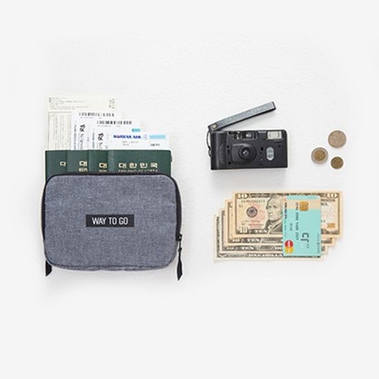 FAMILY PASSPORT BAG & POUCH