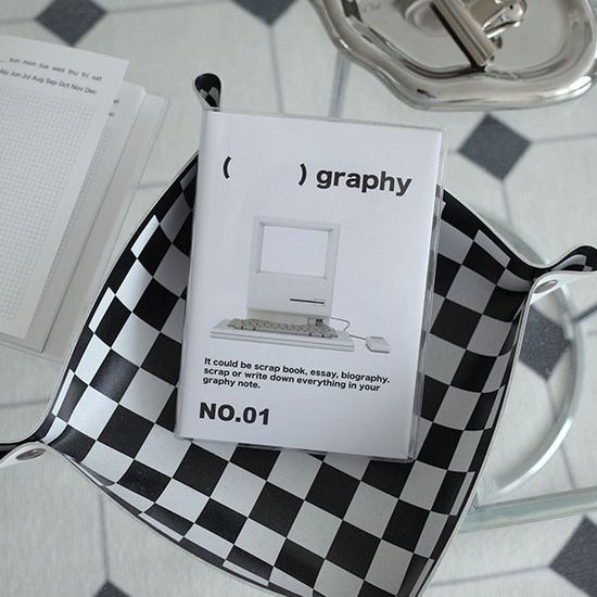 monogram graphy note