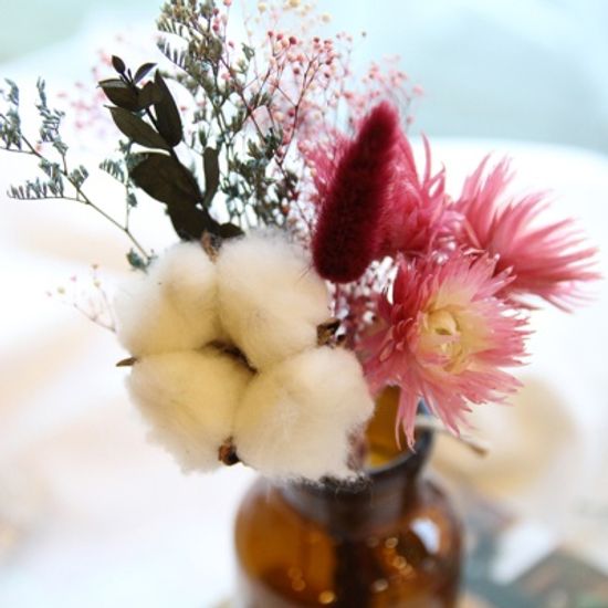 [더봄/프리저브드플라워]목화와 실버데이지 미니꽃다발