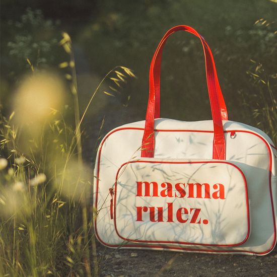 mama square pocket shoulder bag _ cream