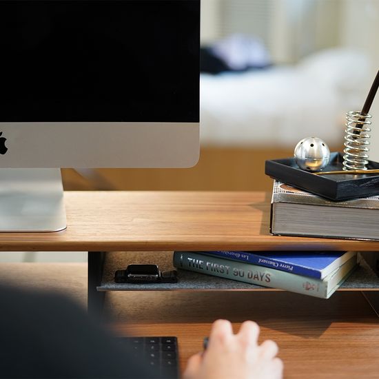 Ekeepment 원목 모니터 받침대 선반 싱글 월넛