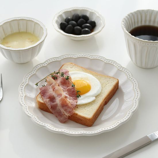 파티 도자기 카페 브런치 식기 그릇 플레이트 원형