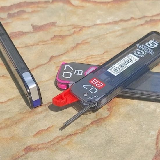 파이롯트 고순도 흑연 Neox 그라파이트 0.7mm 샤프심