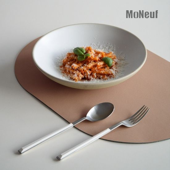 모네프 라운드 양면 가죽 식탁테이블매트 소가죽 95%