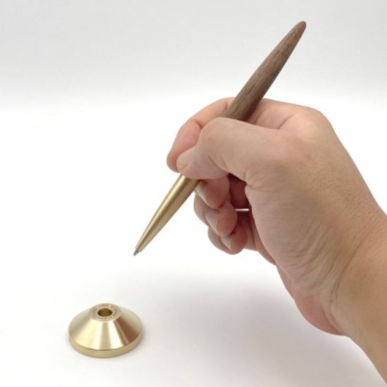 LOG DP-201 Walnut+Brass Ball Pen with Brass Stand