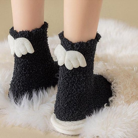 엔제르 겨울 천사 따듯한 수면양말 극세사 중목 양말