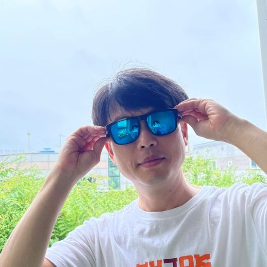 편광 사각 뿔테 선글라스 블루미러(WCBE5F8)