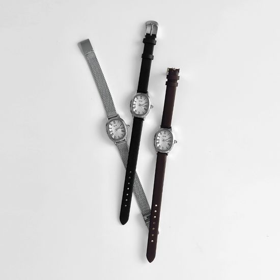 클래식 실버 타원 시계 2type