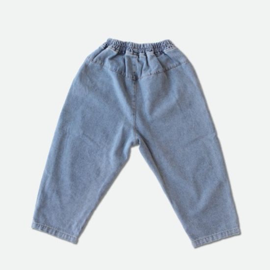 귀여운 네모네모 배기핏 데님