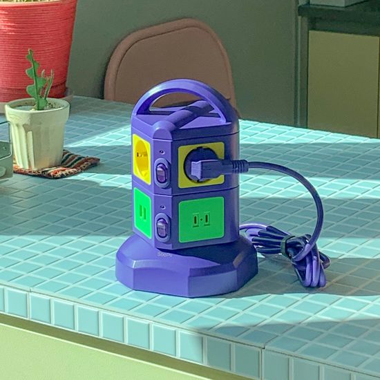 수피 비비드 컬러 디자인 멀티탭 