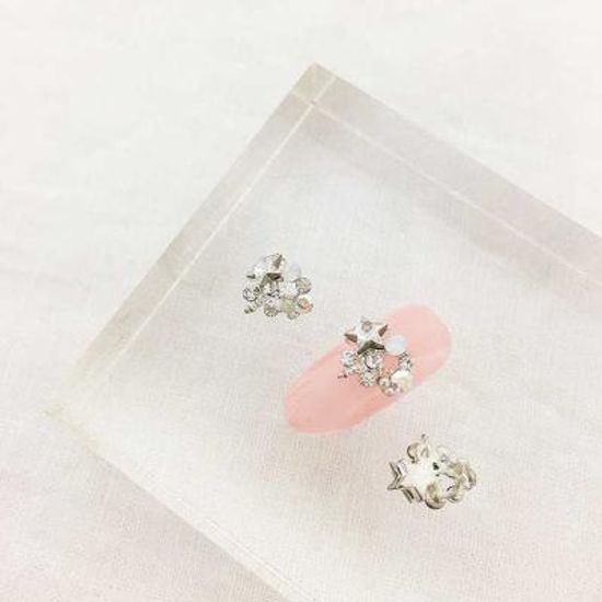 Woman bonita nail parts 큐빅메탈 스타믹스 1개