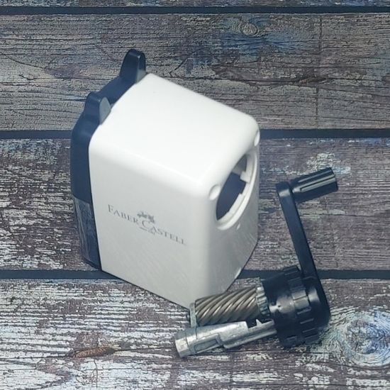파버카스텔 강철 회전날+외날 장착 심조절 연필깎이