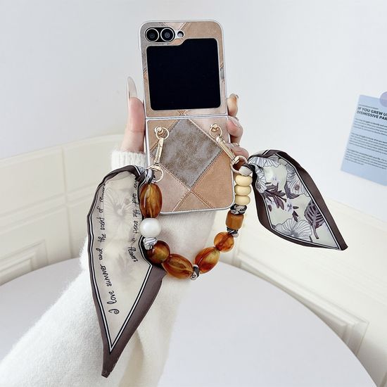 갤럭시 Z플립7 패치워크 스카프 스트랩 가죽 케이스