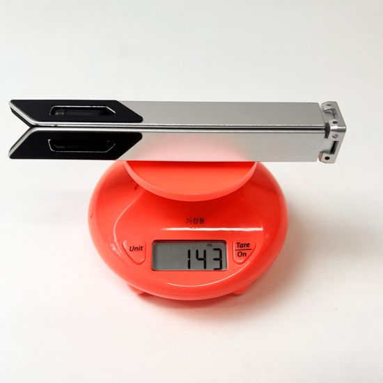 바투카 6단 조절 143g 초경량 접이식 노트북 거치대