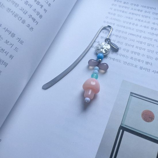   [선물 포장] pink mushroom bookmark