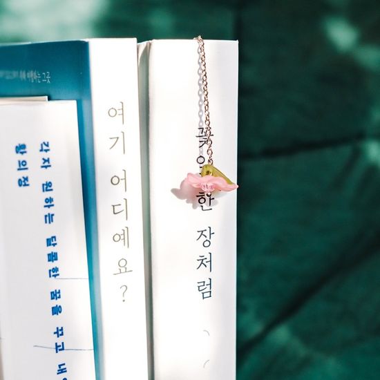 미니 핑크 플라워 써지컬스틸 체인 책갈피 북마크