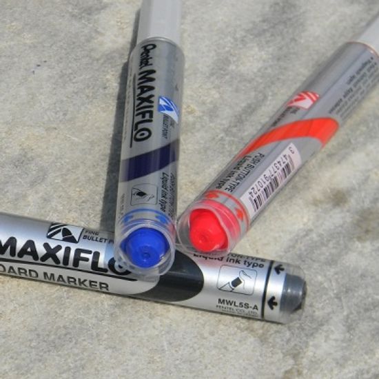 일본산 생잉크타입 화이트 보드마카-펜텔 MAXIFLO