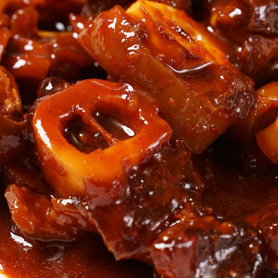 [식탁이야기]한끼 보양식 매콤 한우 우족찜 1kg+1kg