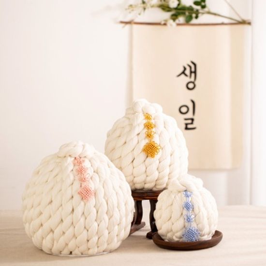 전통 매듭 장식