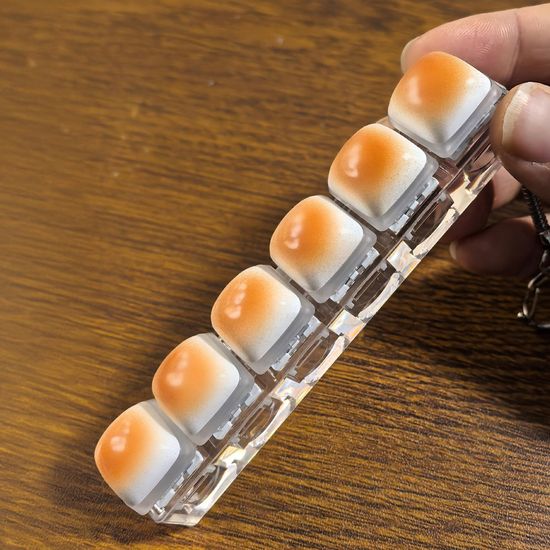 캐러멜빵 키보드 버튼 키링 키캡 딸깍이 피젯 토이