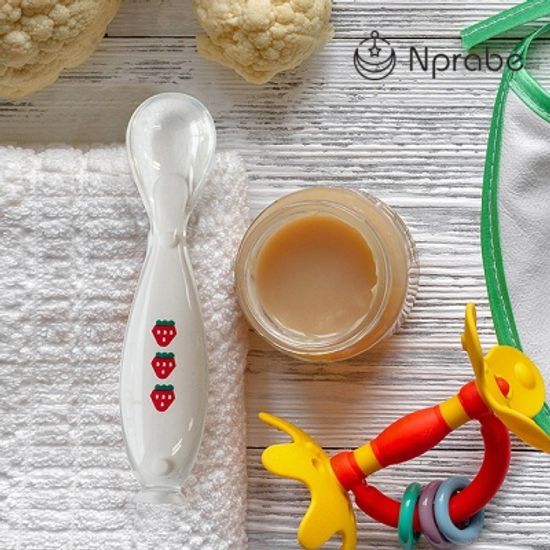 실리콘 이유식스푼 유아숟가락 흡착기능 케이스포함