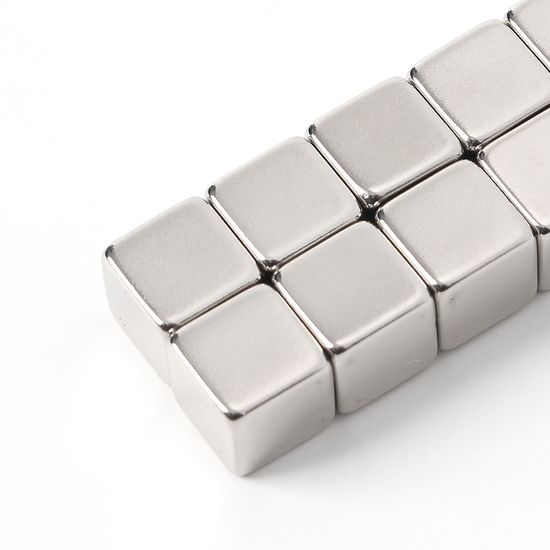 초강력 사각 자석 10개입(10xmm) 네오디움 붙이는