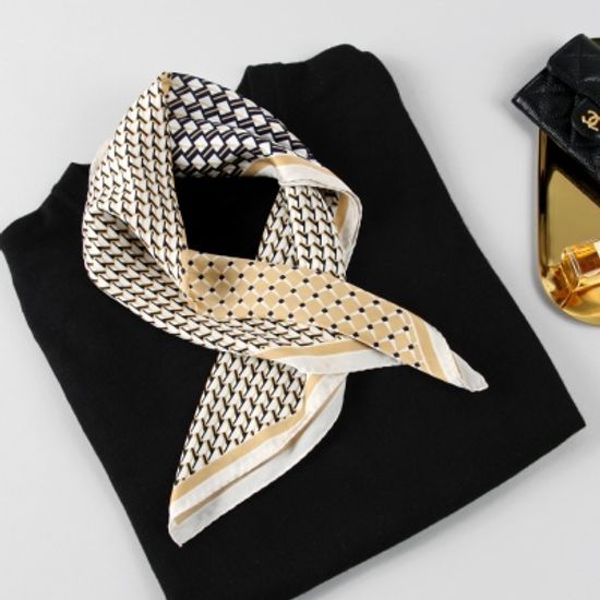 [베네]메트릭 쁘띠 스카프