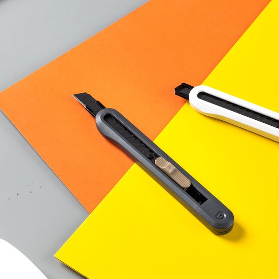 누사인 메탈 사무용 커터칼 소형