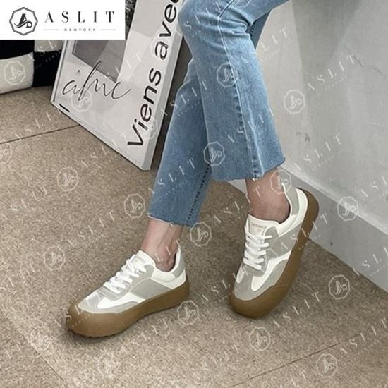 [애슬릿]발 볼 넓은 편한 여성 패션 단화 운동화