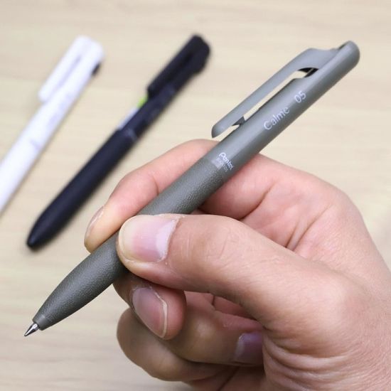 펜텔 카르므 0.5mm 유성볼펜 BXA105 1자루