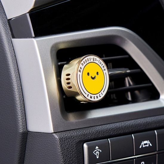 에멜시 해피 스마일 카에어프레셔너 차량용 방향제