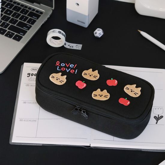 아이코닉 두들 펜파우치