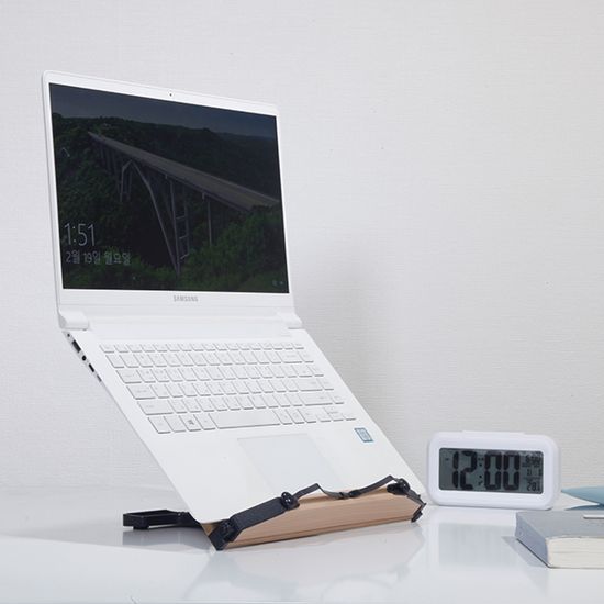 위너 소나무 무늬 1단 독서대 (별처럼 / 누구보다)