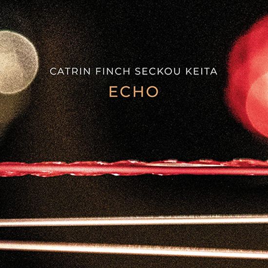 ECHO/ SECKOU KEITA [하프와 코라로 연주한 작품 모음집 - 카트린 핀치, 세쿠 케이타]