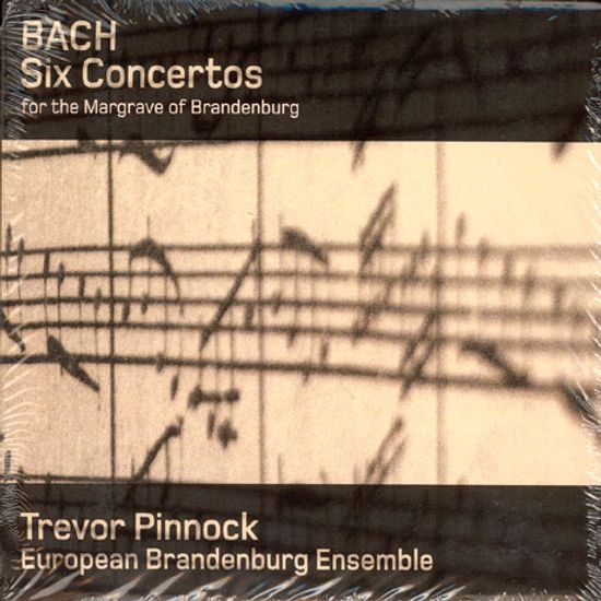 SIX CONCERTOS/ TREVOR PINNOCK