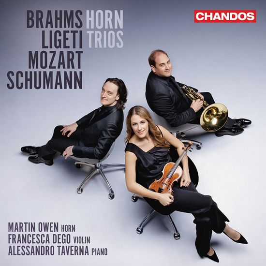 HORN TRIOS/ MARTIN OWEN, ALESSANDRO TAVERNA, FRANCESCA DEGO [브람스, 리게티, 모차르트, 슈만: 호른 3중주 - 오웬, 타베르나, 데고]