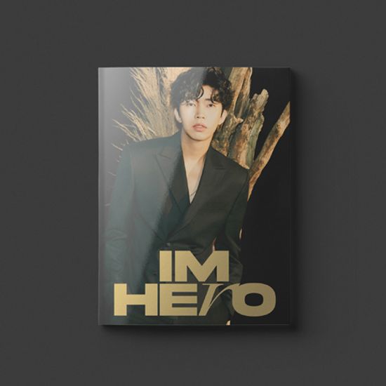 IM HERO [정규 1집] [PHOTOBOOK VER]