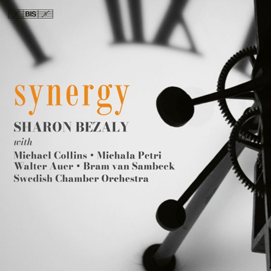 SYNERGY [SACD HYBRID] [시너지: 플루트를 위한 협주곡 외 - 샤론 베잘리]