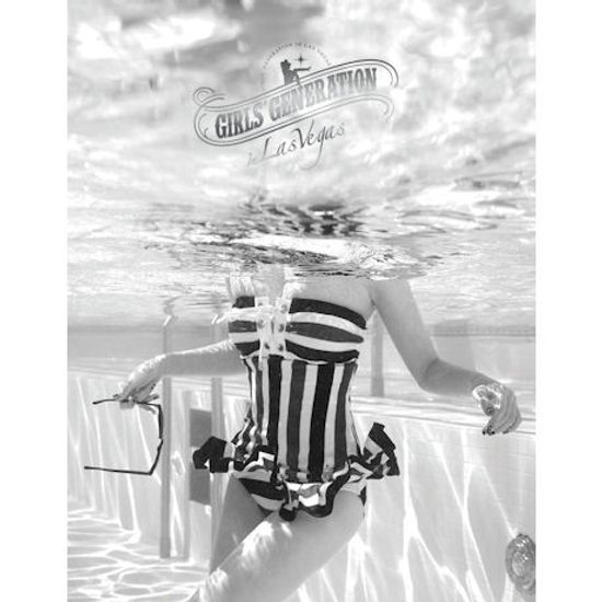 GIRLS` GENERATION IN LAS VEGAS [포토북+DVD] [라스베가스 화보집]