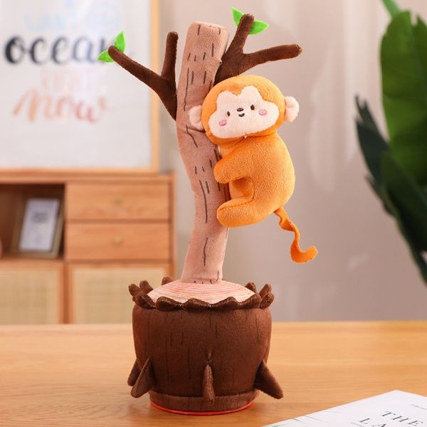 기둥 나무에 매달린 동물 춤추는 녹음 말하는 인형