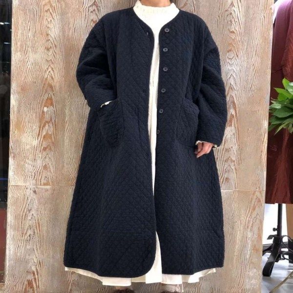 [애슬릿]라운드넥 누빔 중년 여성 엄마 옷 롱 자켓