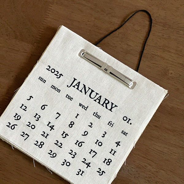 MOMENT STORAGE 2025년 패브릭 캘린더 달력 집들이선물 감성인테리어 핫트랙스