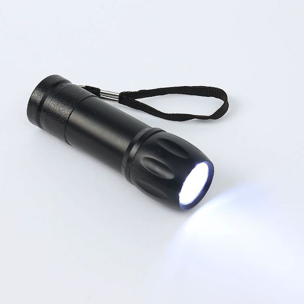 파워온 LED 손전등(블랙) 휴대용 후레쉬(WD4A3A9)