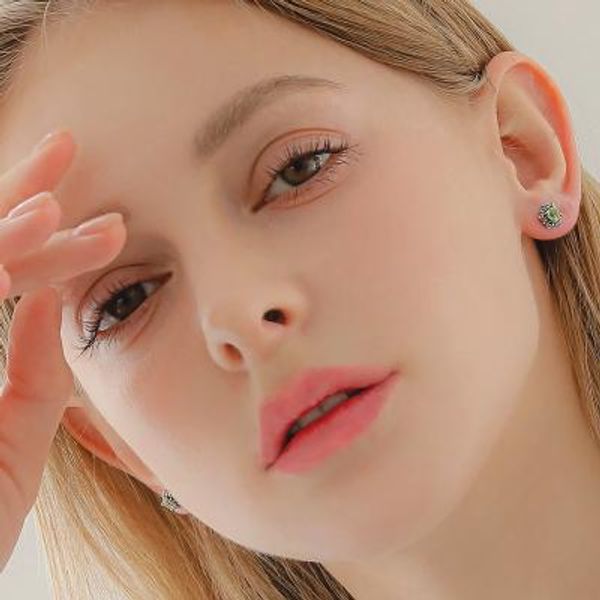 바이데이지 원석 포인트 앤틱 실버 귀걸이 Be0675