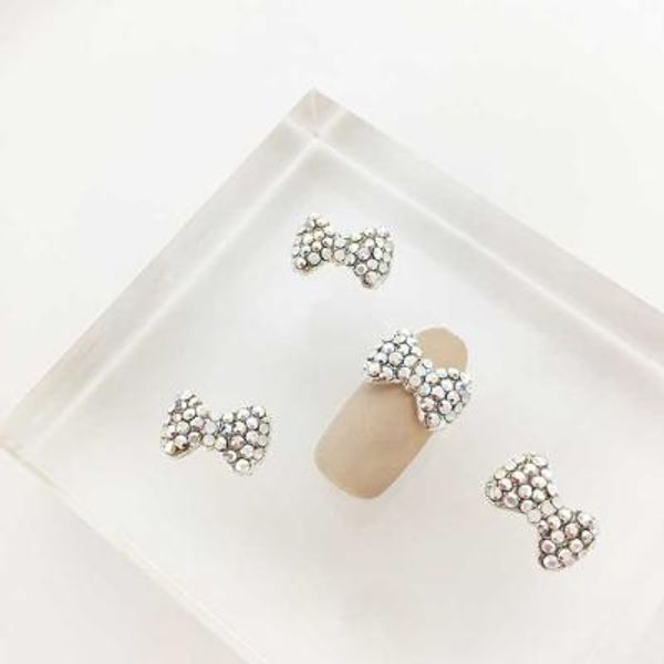 Woman bonita nail parts 큐빅메탈 RIBON 1개