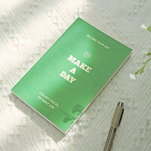 오첵 2025 날짜형 위클리플래너 MAKE A DAY