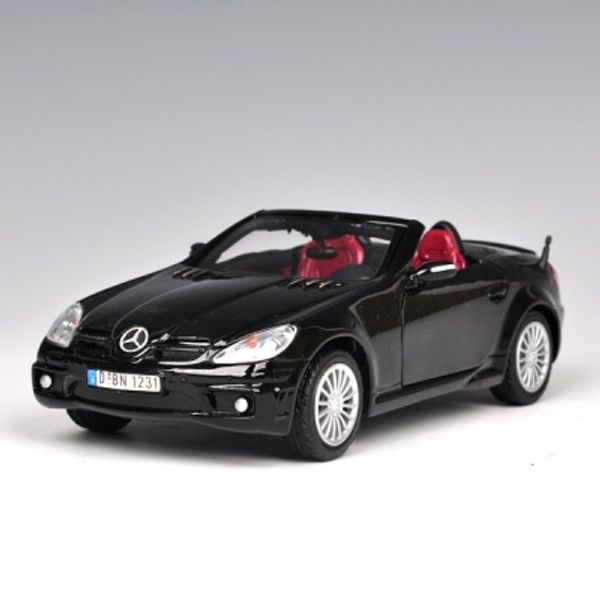 1:24 메르세데스 벤츠 SLK55 AMG(검정)(537M73292BK)